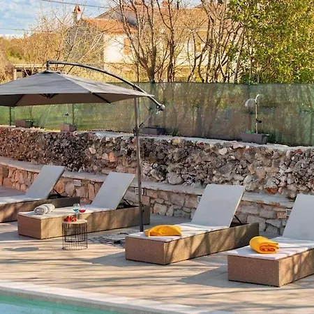 Valeo Holiday home *